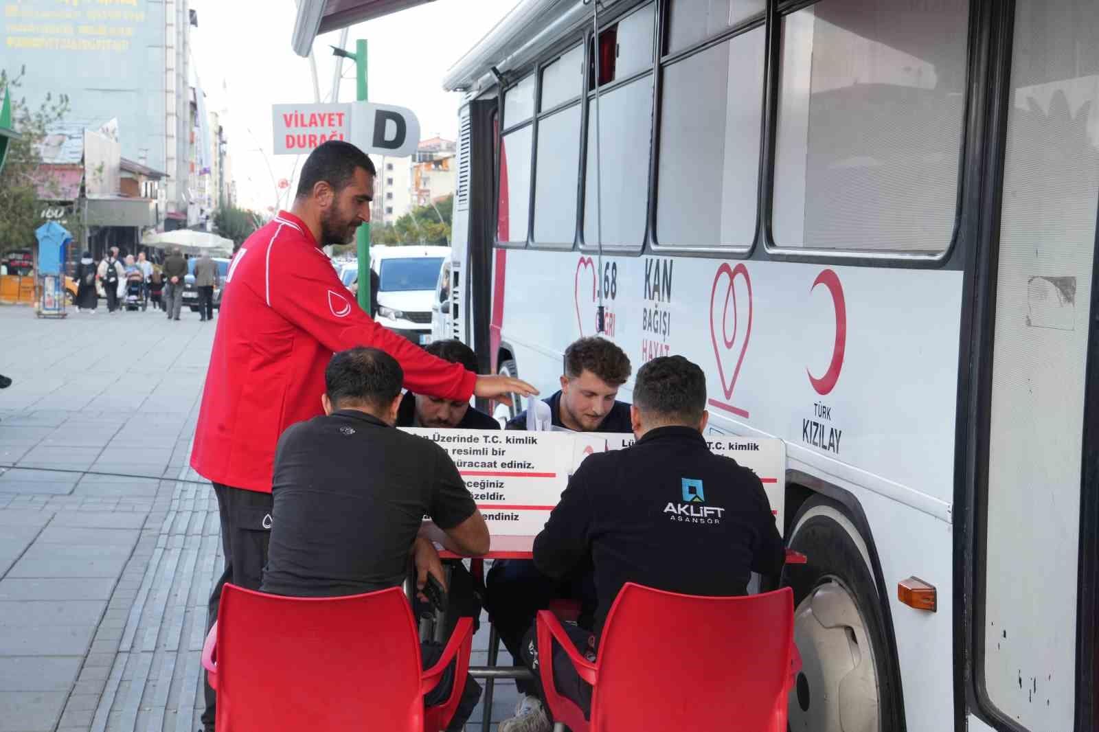 Muş’ta kan bağışına ilgi düşük kaldı