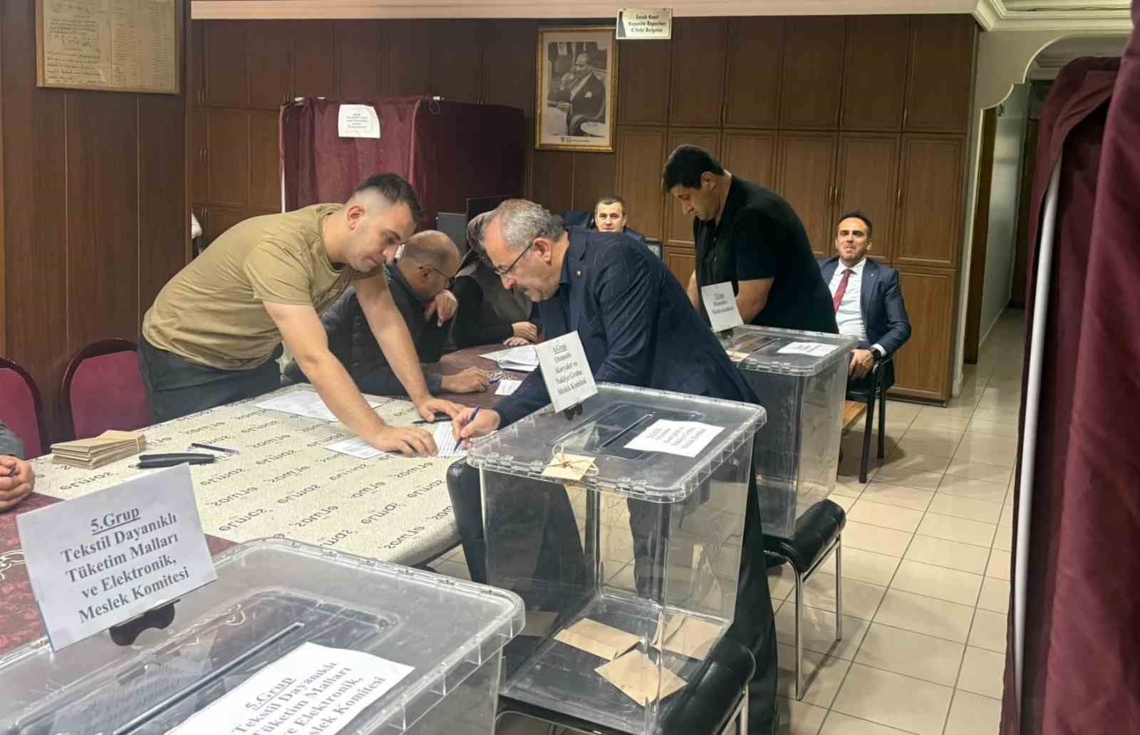 Bayburt TSO’da Seyhan yeniden başkan seçildi