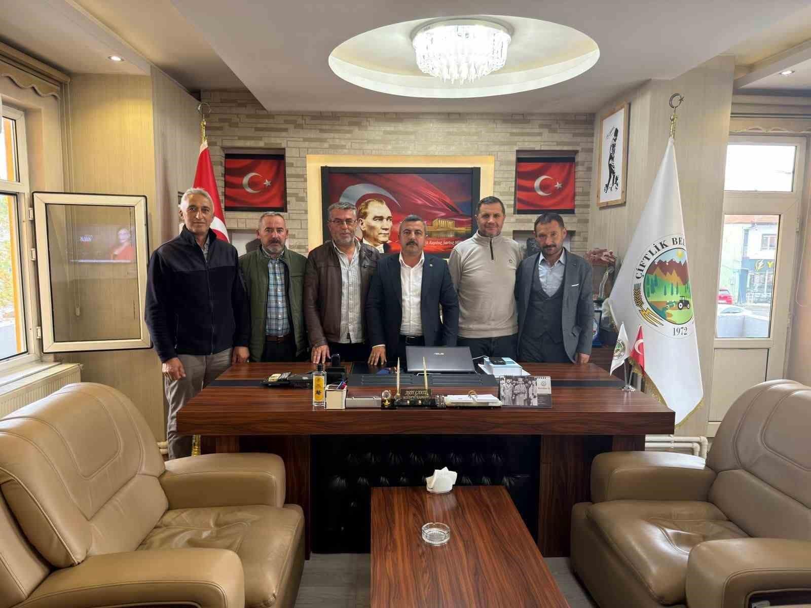 Çiftlik Belediye Başkanı Arif Çakıl CHP’den istifa etti