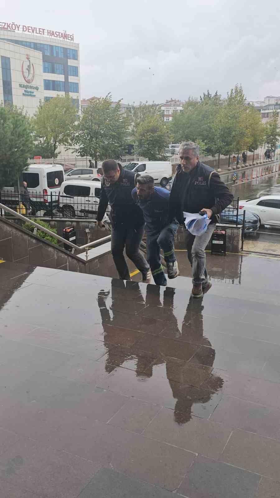 Türk Bayrağı üzerinde provokasyon yapan şahıs, ‘Halkı yanıltıcı bilgiyi yaymak’ suçundan tutuklandı