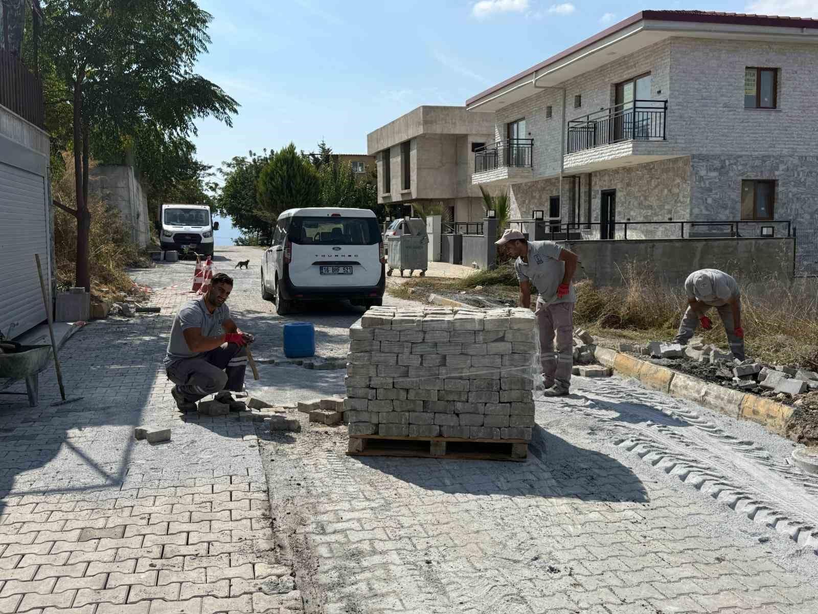 Kuşadası’nda ekipler 56 noktada sahaya indi