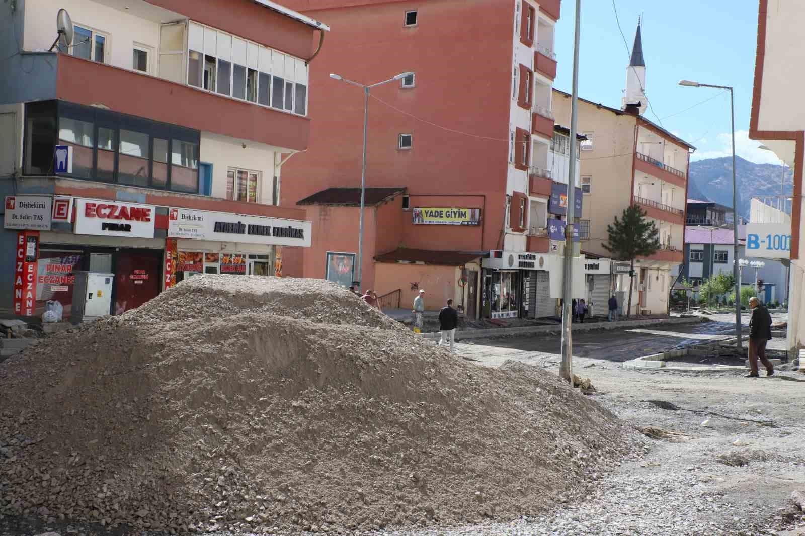 Hakkari’de KPSS Ön Lisans oturumu için ’gürültü’ önlemi: Çalışmalar ve inşaatlar durduruldu
