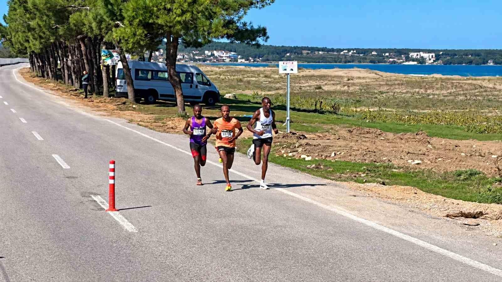 Sinop’ta ilk defa yarı maraton koşuldu