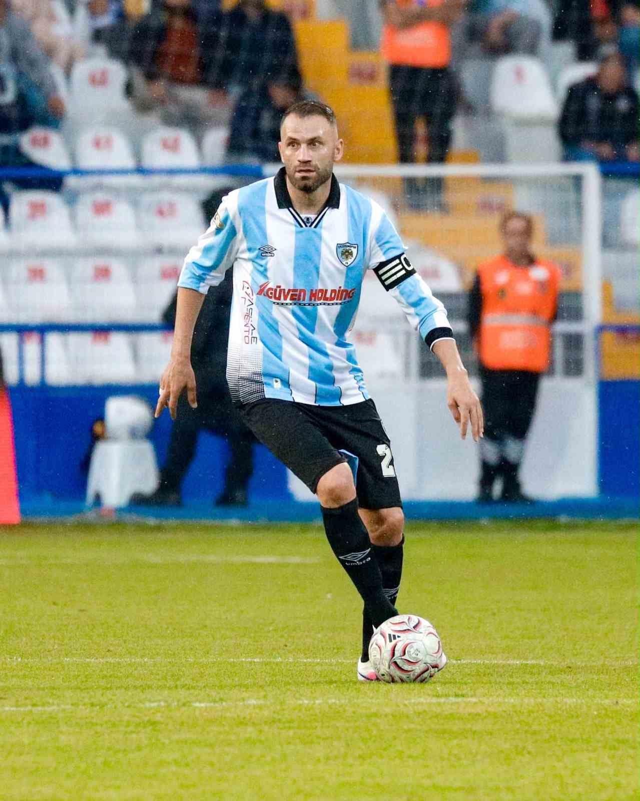 Süper Lig’in en yaşlı 10 oyuncusundan 4’ü Erzurumspor FK’da