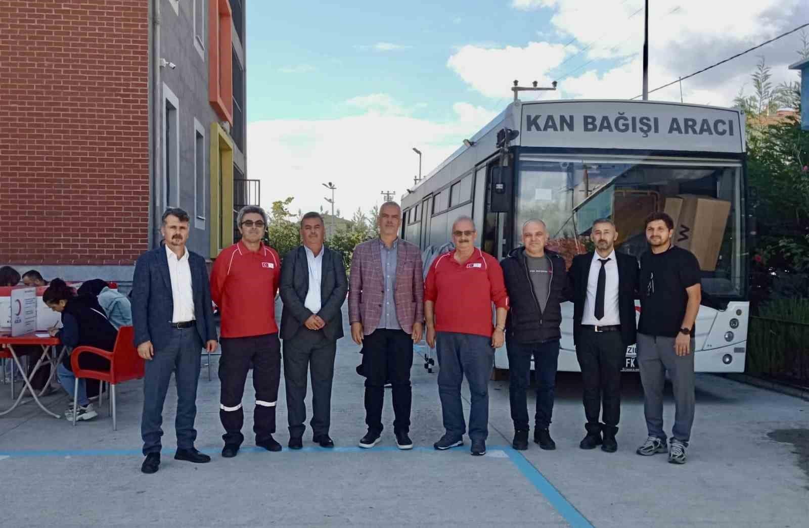 Okulda kan bağışı etkinliğinde 71 ünite kan bağışlandı