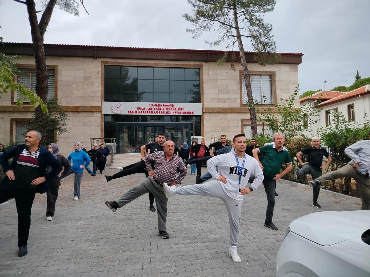 Kula’da sağlıklı yaşam için hareket ettiler