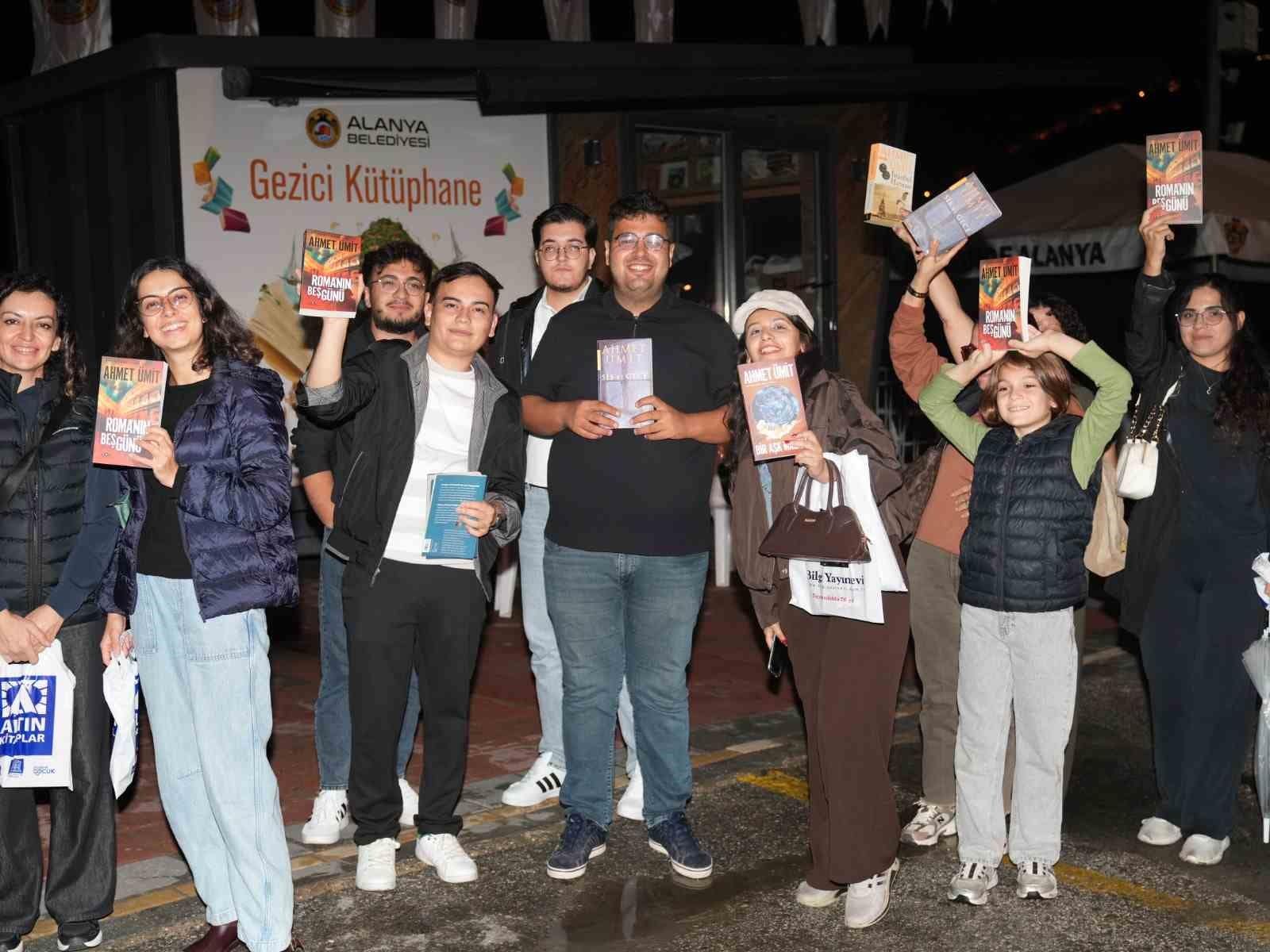 Alanya’da kitapla dolu 10 gün