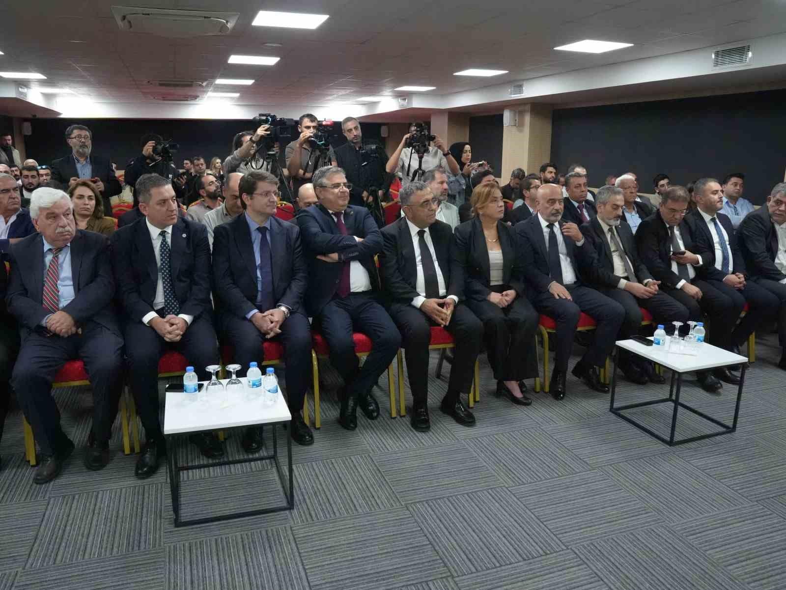 Diyarbakır Barosunun yeni hizmet binasına Tahir Elçi’nin ismi verildi