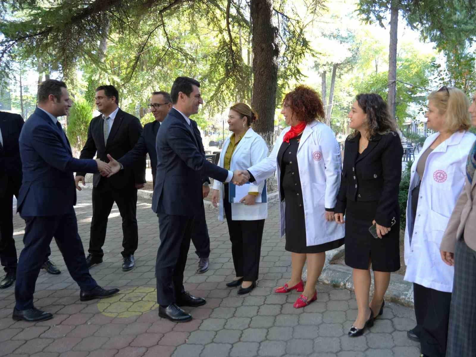 Milli Eğitim Bakan Yardımcısı Macit, Muğla Atatürk MTAL’de incelemelerde bulundu