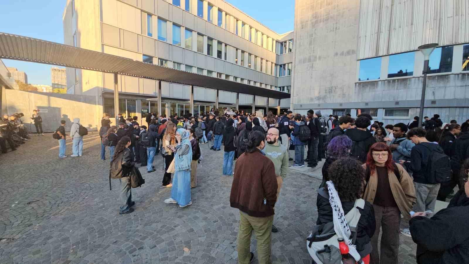 Belçika’da öğrenci protestoları sürüyor, savcılık harekete geçti