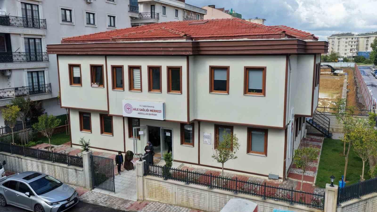 Sancaktepe’de modern sağlık merkezi Abdullah Bayram Aile Sağlığı Merkezi açıldı