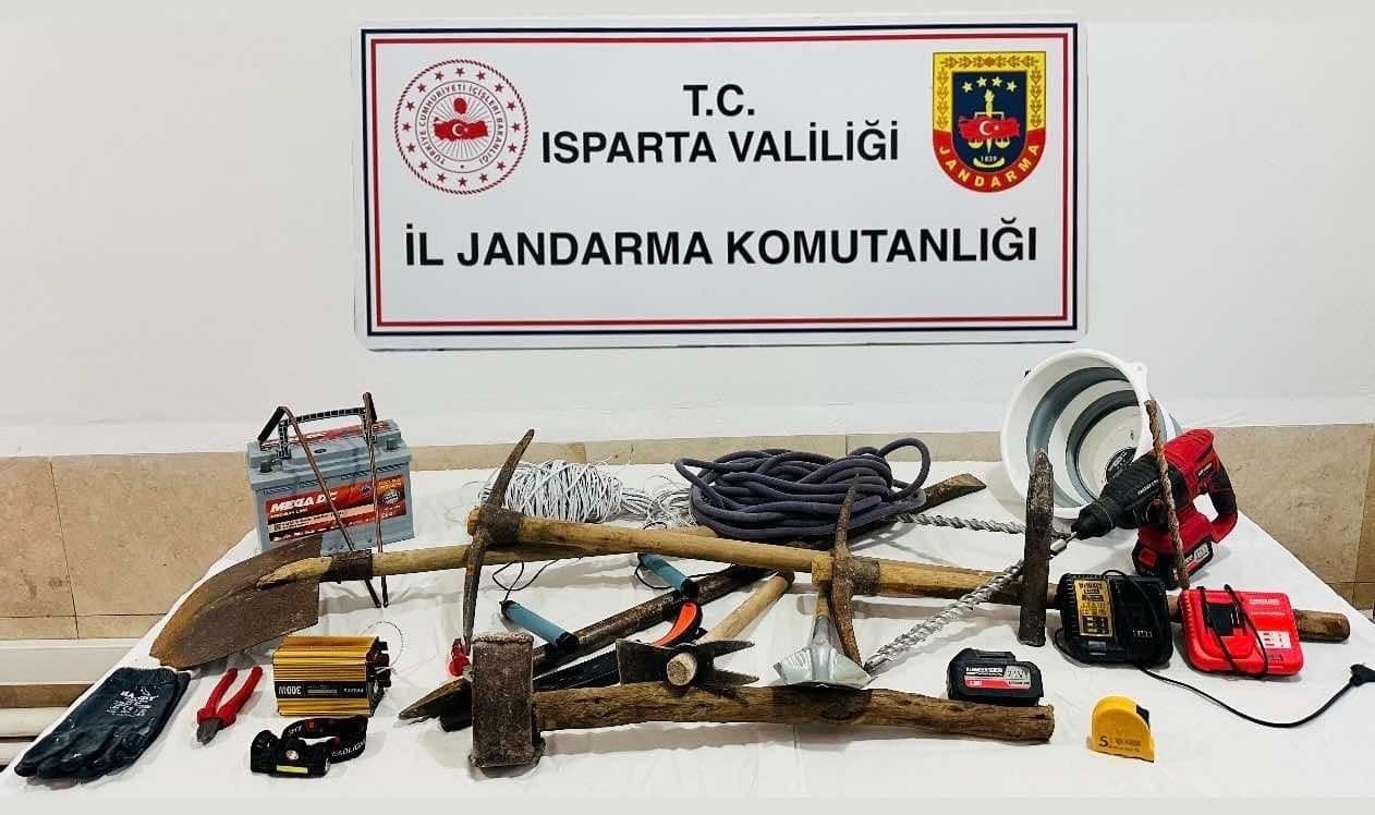 Isparta’da tarihi eser operasyonları: 20 şüpheli hakkında adli işlem