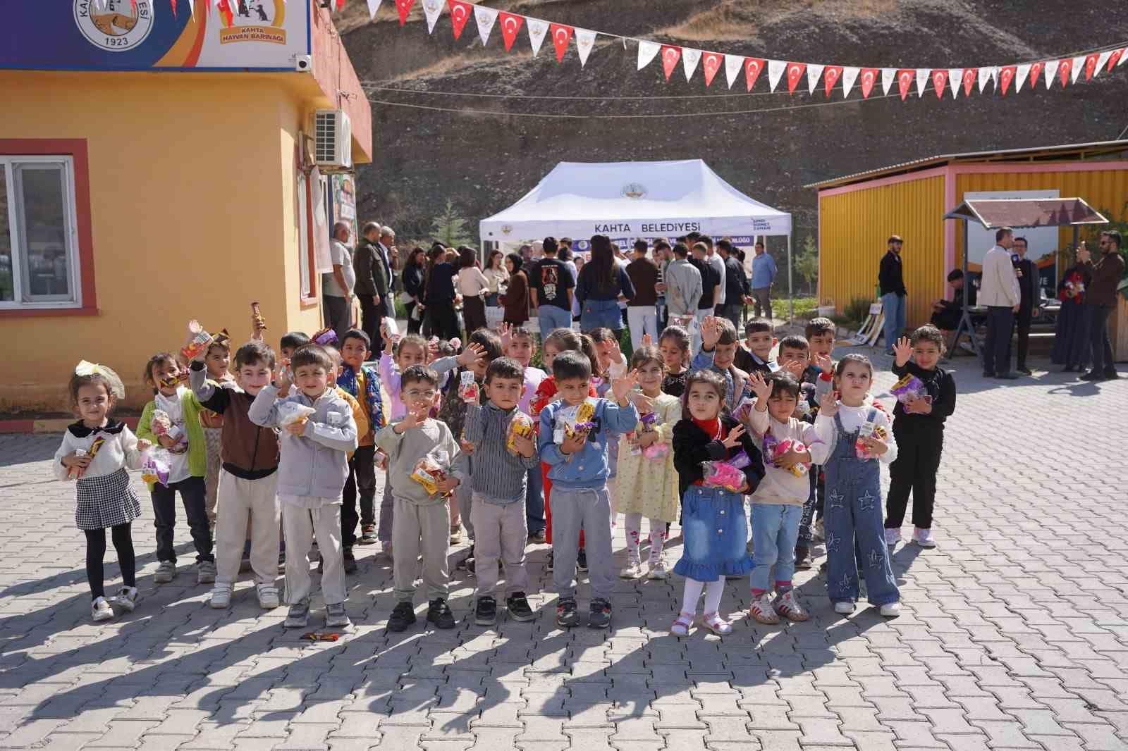 Kahta Belediyesi’nden anlamlı etkinlik