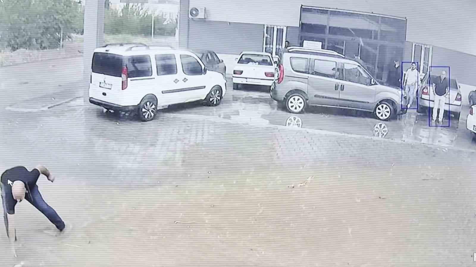 Selin sürüklediği civcive hayat öpücüğü gibi müdahale