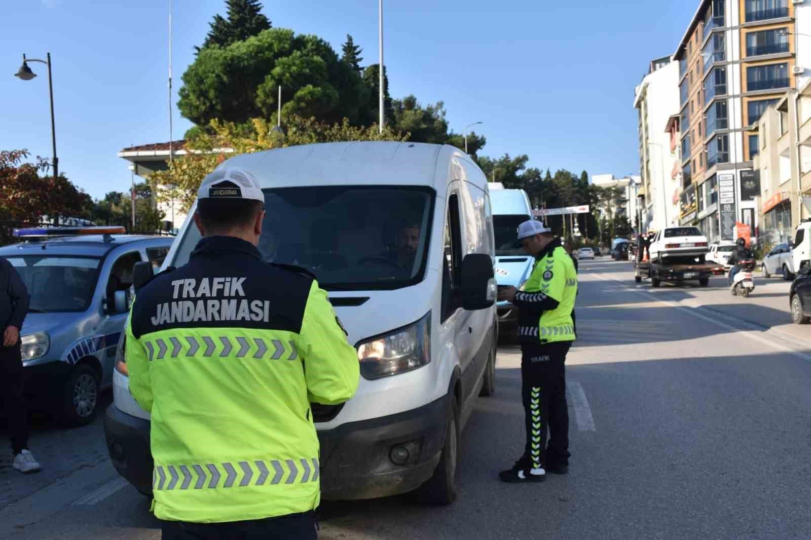 Sinop’ta dolmuş denetimi: 7 araca idari işlem