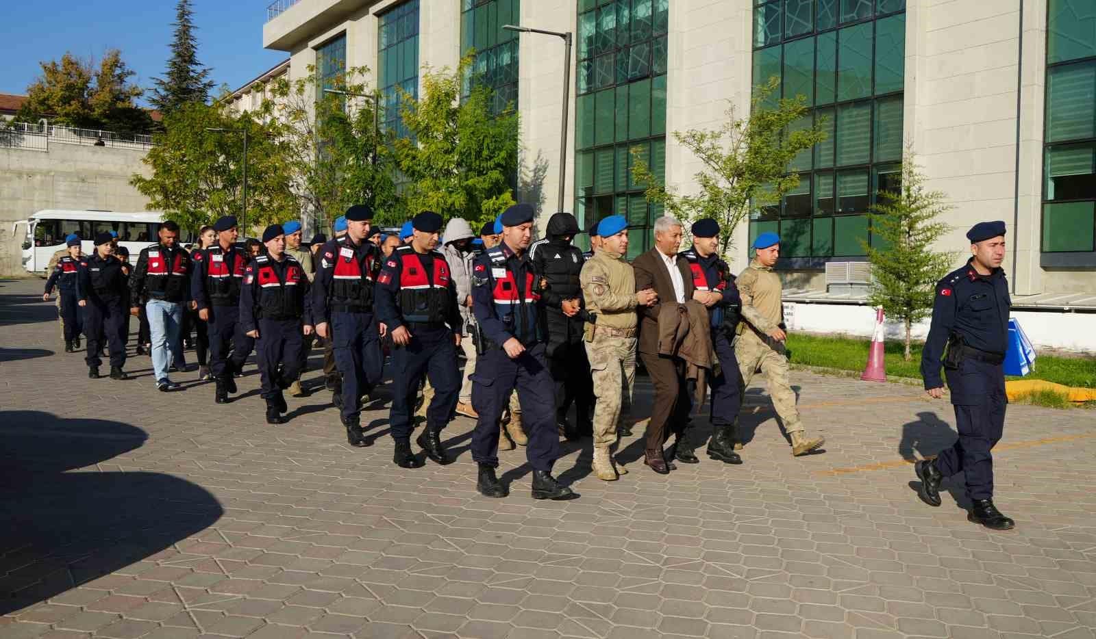 ’Yolsuzluk’ operasyonunda Yahşihan Belediye Başkanvekili dahil 9 şüpheli adliyeye sevk edildi