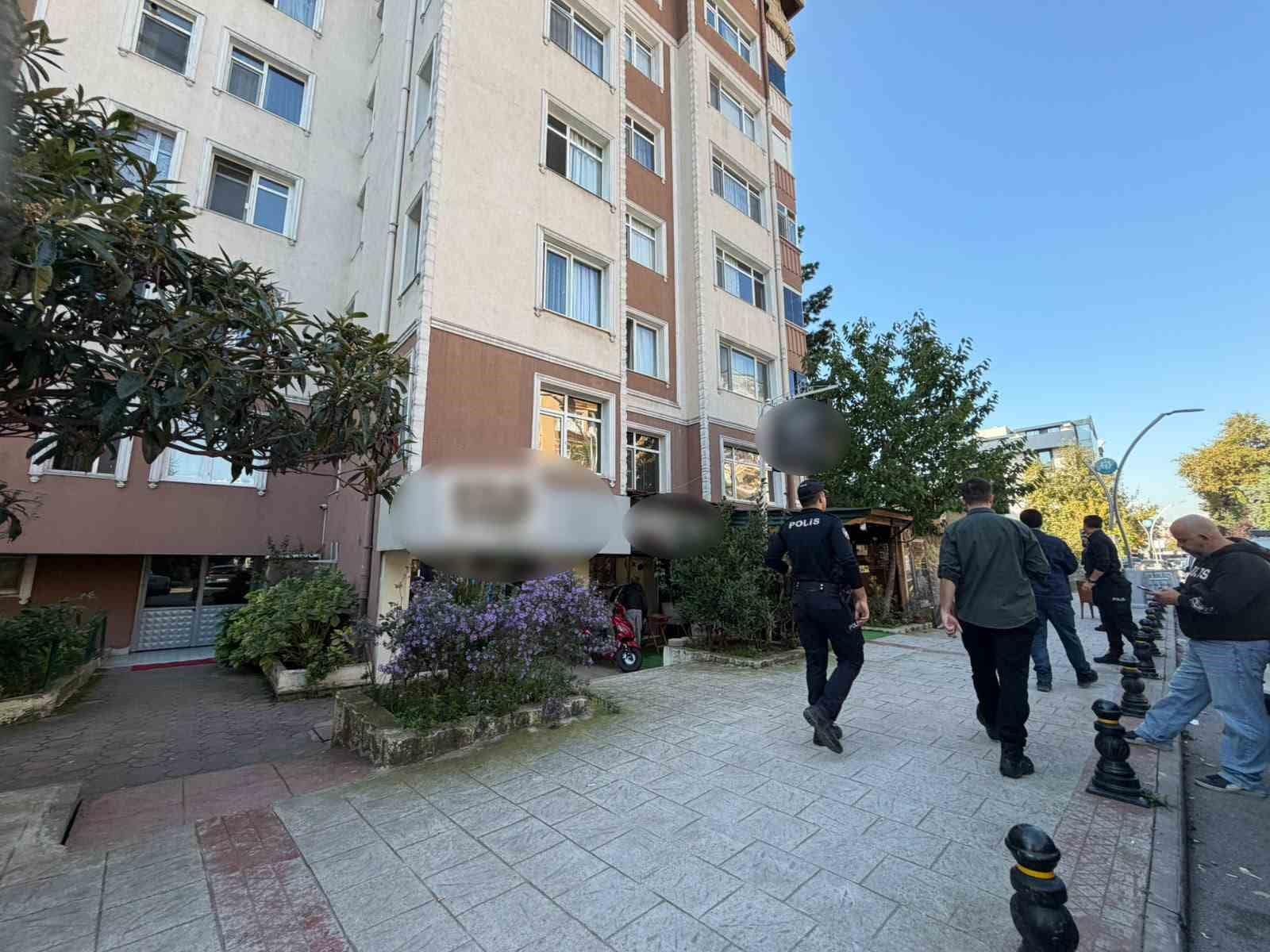 Kocaeli’de eski eşinin silahlı saldırısına uğrayan kadın hayatını kaybetti