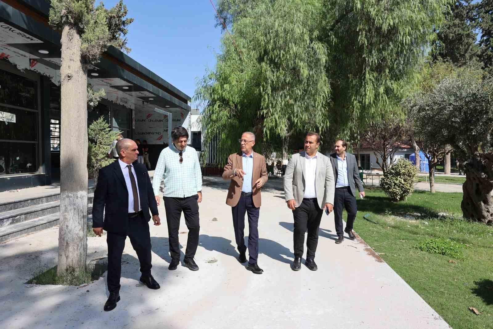Antakya’da Emekliler Lokali’nde çalışmalar sürüyor
