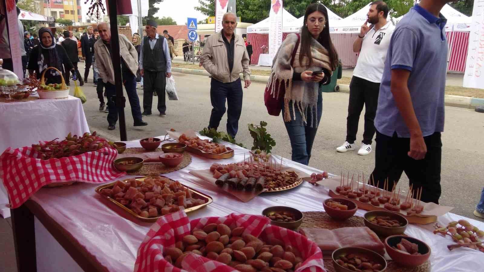 Batman’da lezzet şöleni: Bağ Bozumu ve Gastronomi Festivali kapılarını açtı