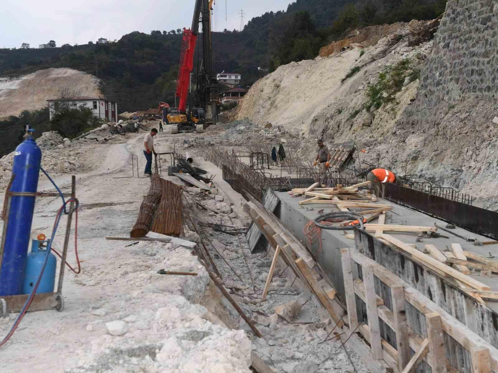 Ünye-Akkuş-Niksar yolu yılbaşına kadar ulaşıma açılacak