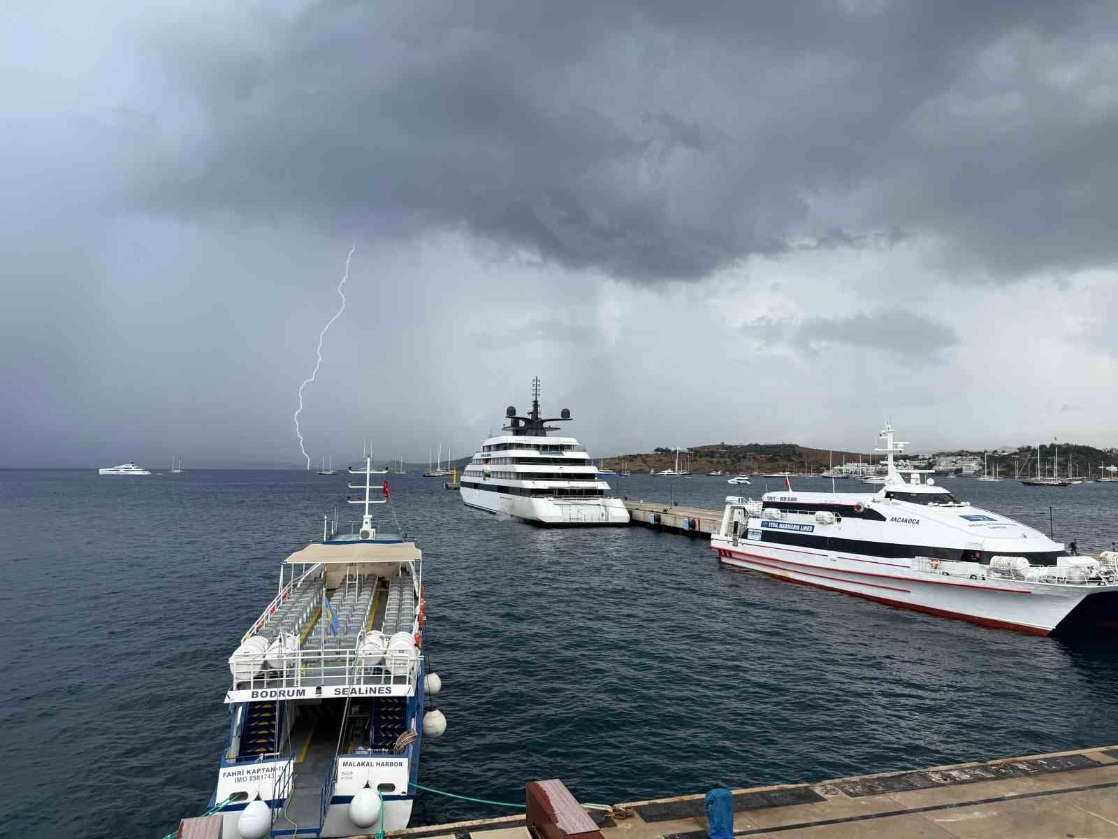 Bodrum’a kruvaziyerle 100 turist geldi