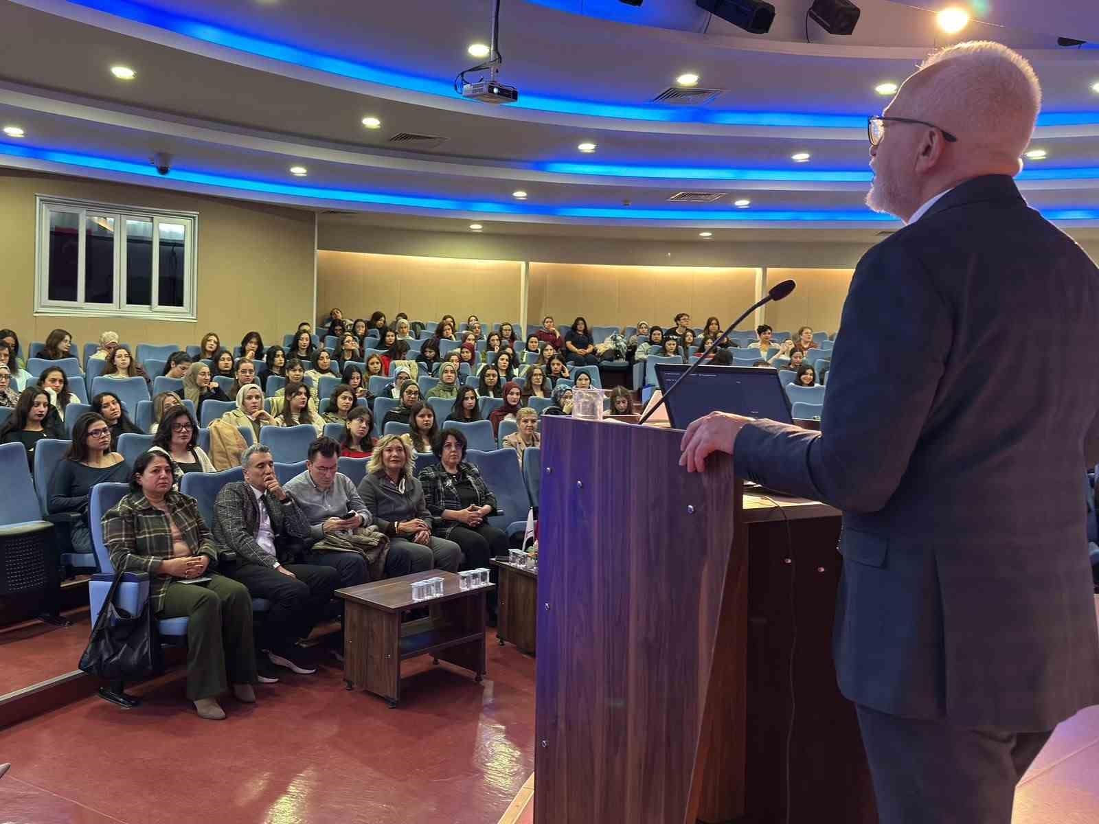Eskişehir’de "Normal Doğum ve Emzirme Haftası" etkinliği düzenlendi