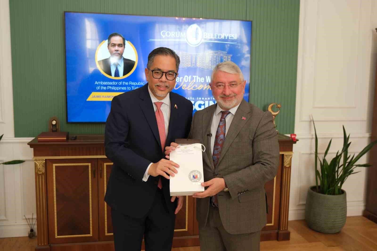 Filipinler Büyükelçisinden Başkan Aşgın’a ziyaret