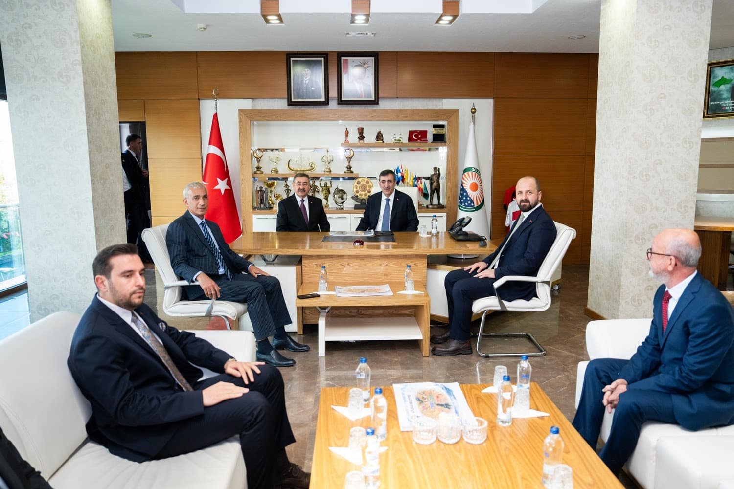 Cumhurbaşkanı Yardımcısı Yılmaz’dan Gölbaşı Belediyesi’ne ziyaret