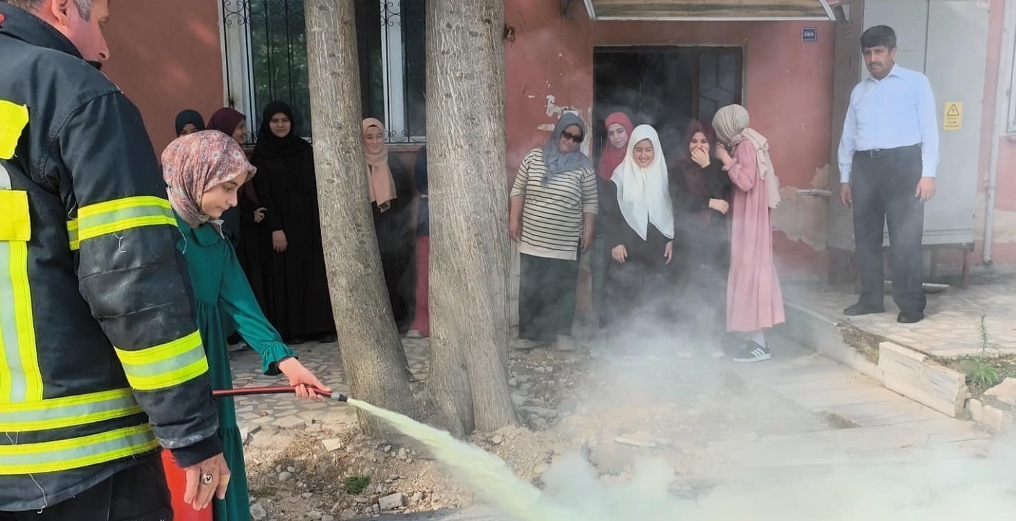 Anamur’da Kur’an kursunda yangın tatbikatı