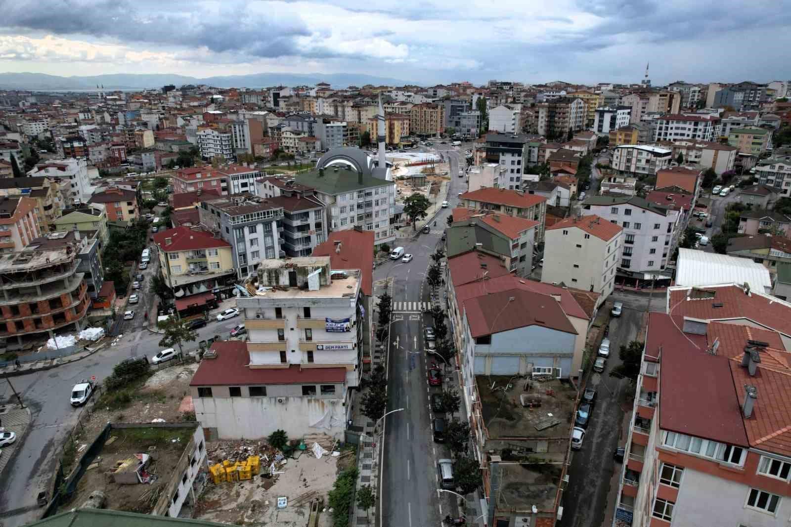 Çayırova’ya 25 milyon liralık yol yatırımı