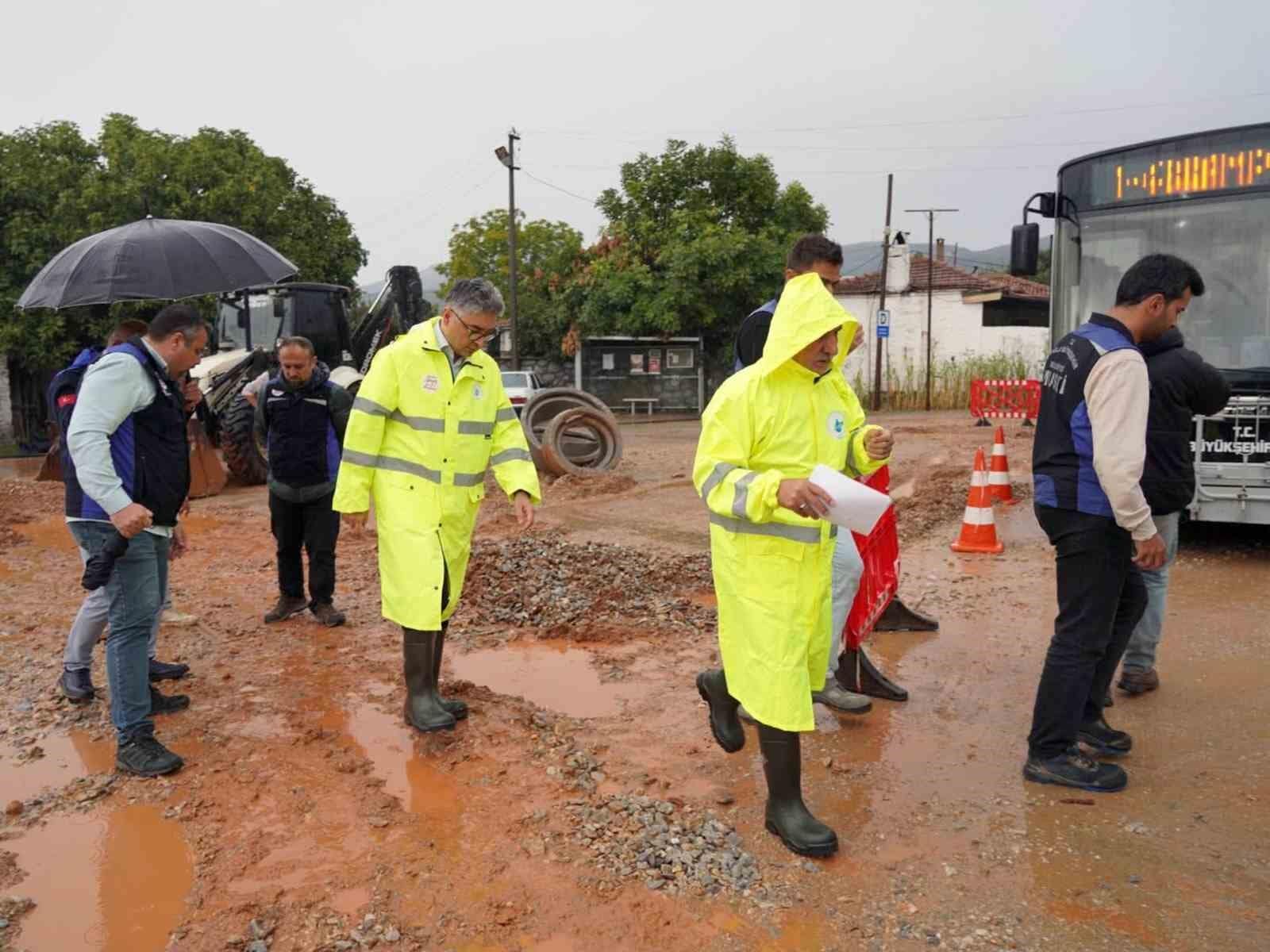 MUSKİ ekipleri 7/24 saat ‘Yağmur’ mesaisinde