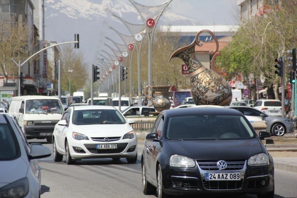Erzincan’da trafiğe kayıtlı araç sayısı 87 bin 410 oldu