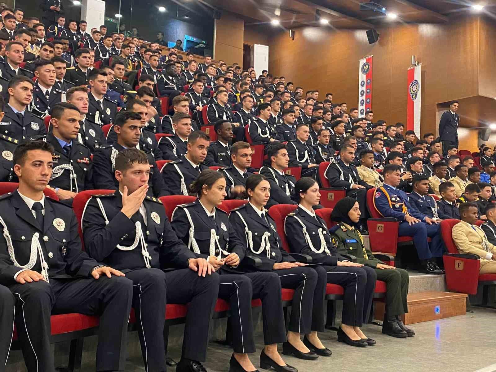 İçişleri Bakan Yardımcısı Çelik: "Mal varlığına ve kişilere karşı işlenen suçlarda yüzde 80 civarında iyileşme var"
