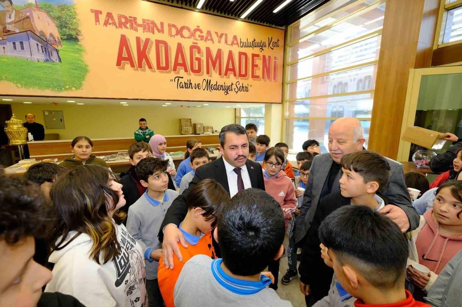 Akdağmadeni Kitap Günleri kitapseverleri ağırlamaya hazırlanıyor