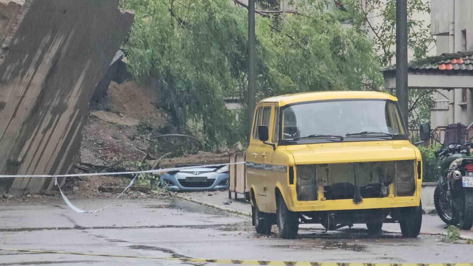 Zonguldak’ta heyelanın boyutu gün ağarınca ortaya çıktı: 49 daire tahliye edildi