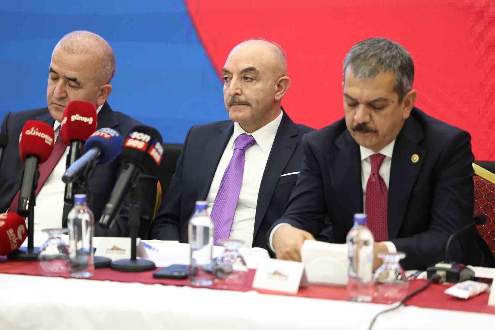 Cumhurbaşkanı Danışmanı Oğan: "Terörsüz Türkiye, PKK/KCK terör örgütünün silahsızlandırılması ve devletle, milletle siyasi olarak entegrasyonunu hedefler"