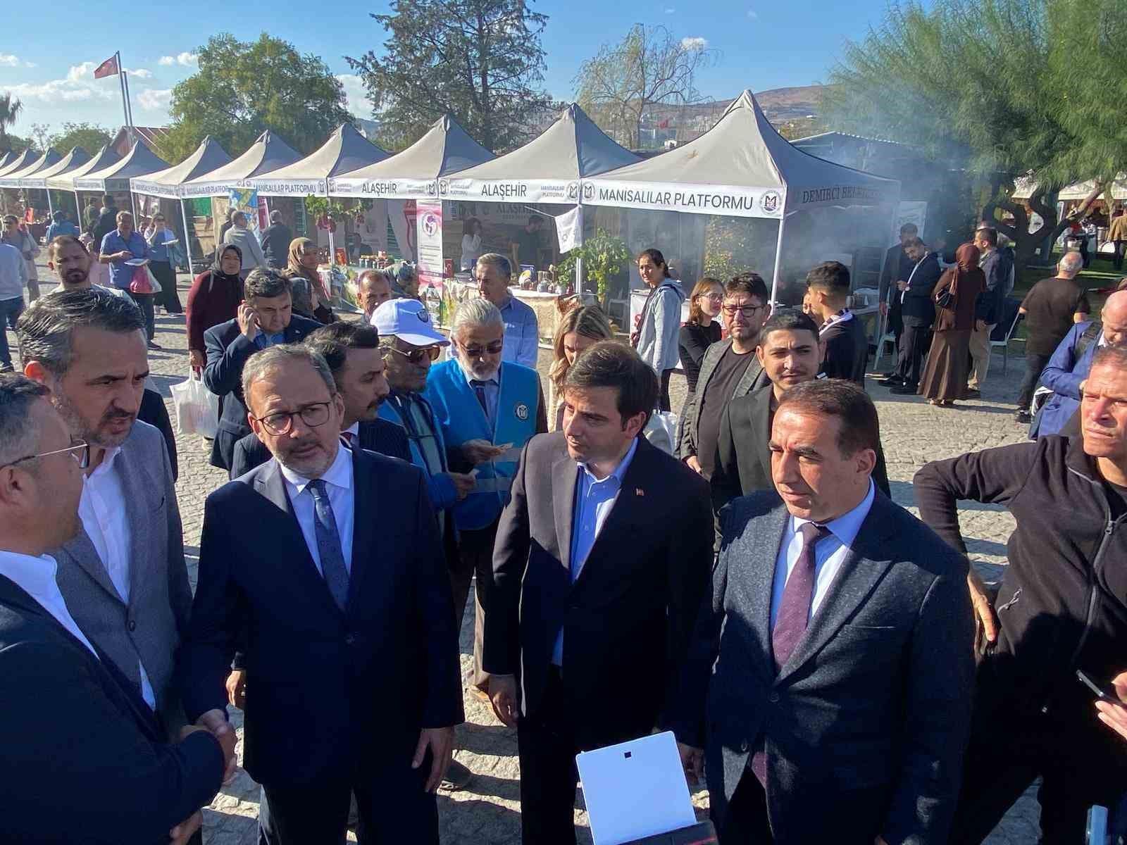 Alaşehir’in yöresel değerlerine Kasapoğlu’ndan ziyaret