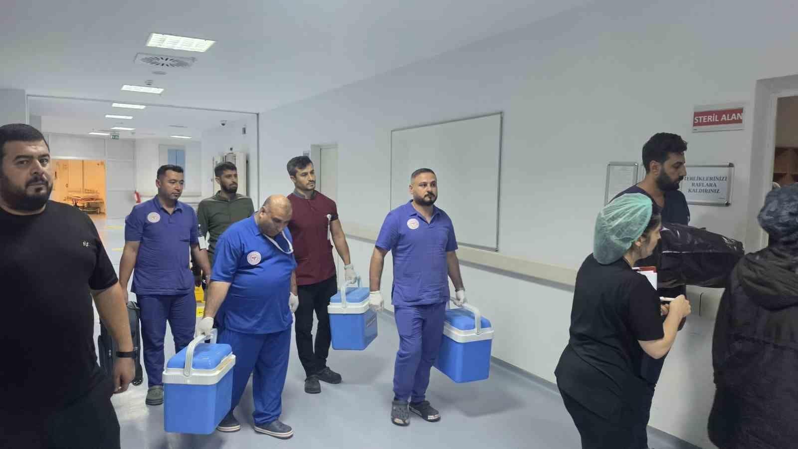 Akıma kapılan 2 yaşındaki çocuğun organları 3 kişiye umut oldu