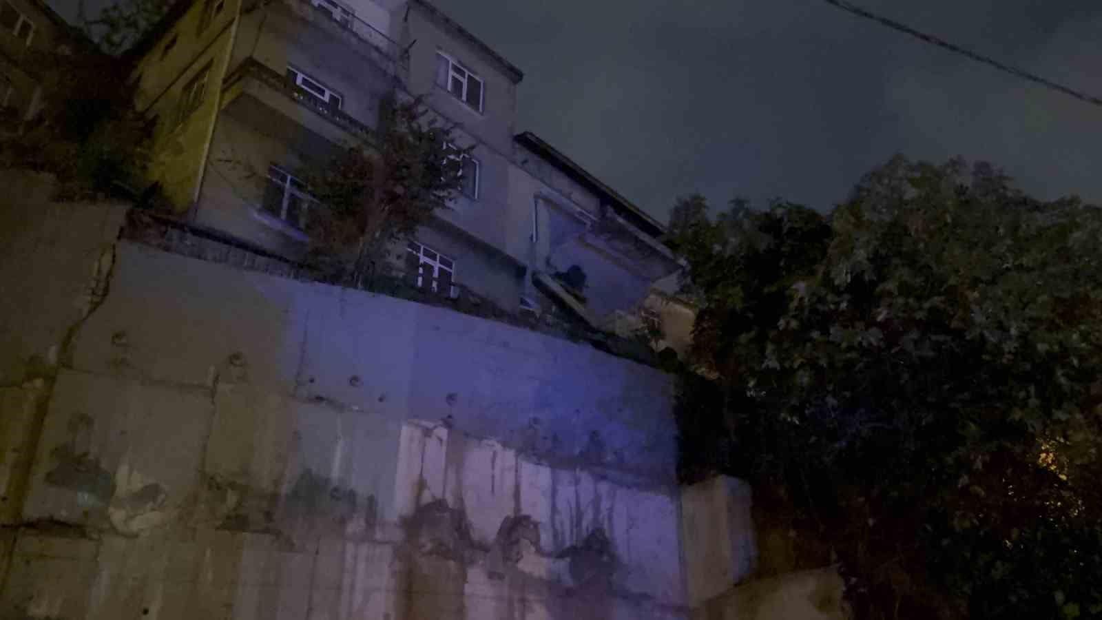Zonguldak’ta iki katlı binada kısmi göçük meydana geldi