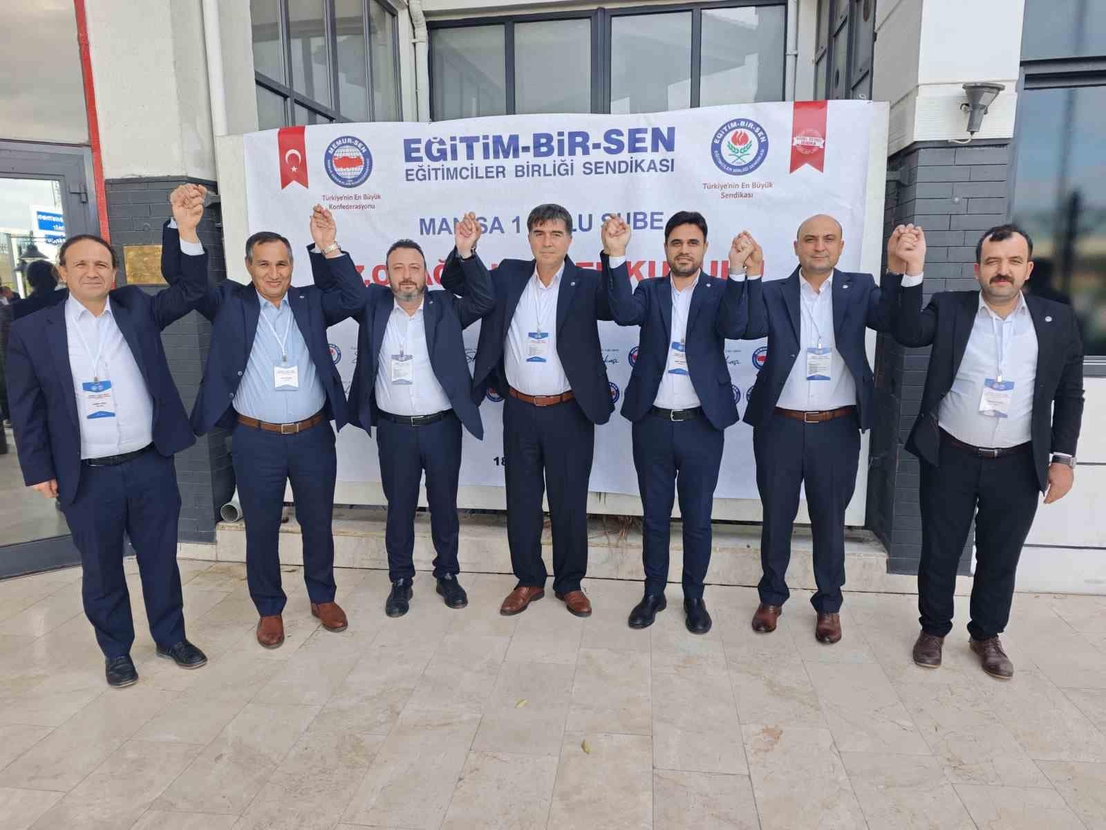Eğitim-Bir-Sen Manisa’da Ahmet Yasav güven tazeledi