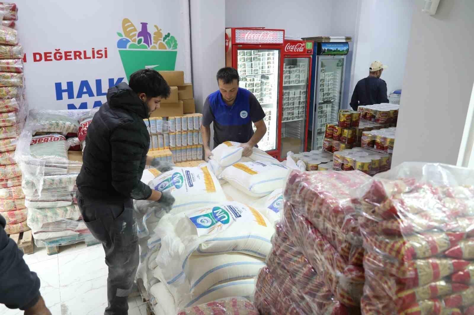 Odunpazarı’nın un üretimi ihtiyaç sahibi ailelerin sofrasına ulaşıyor