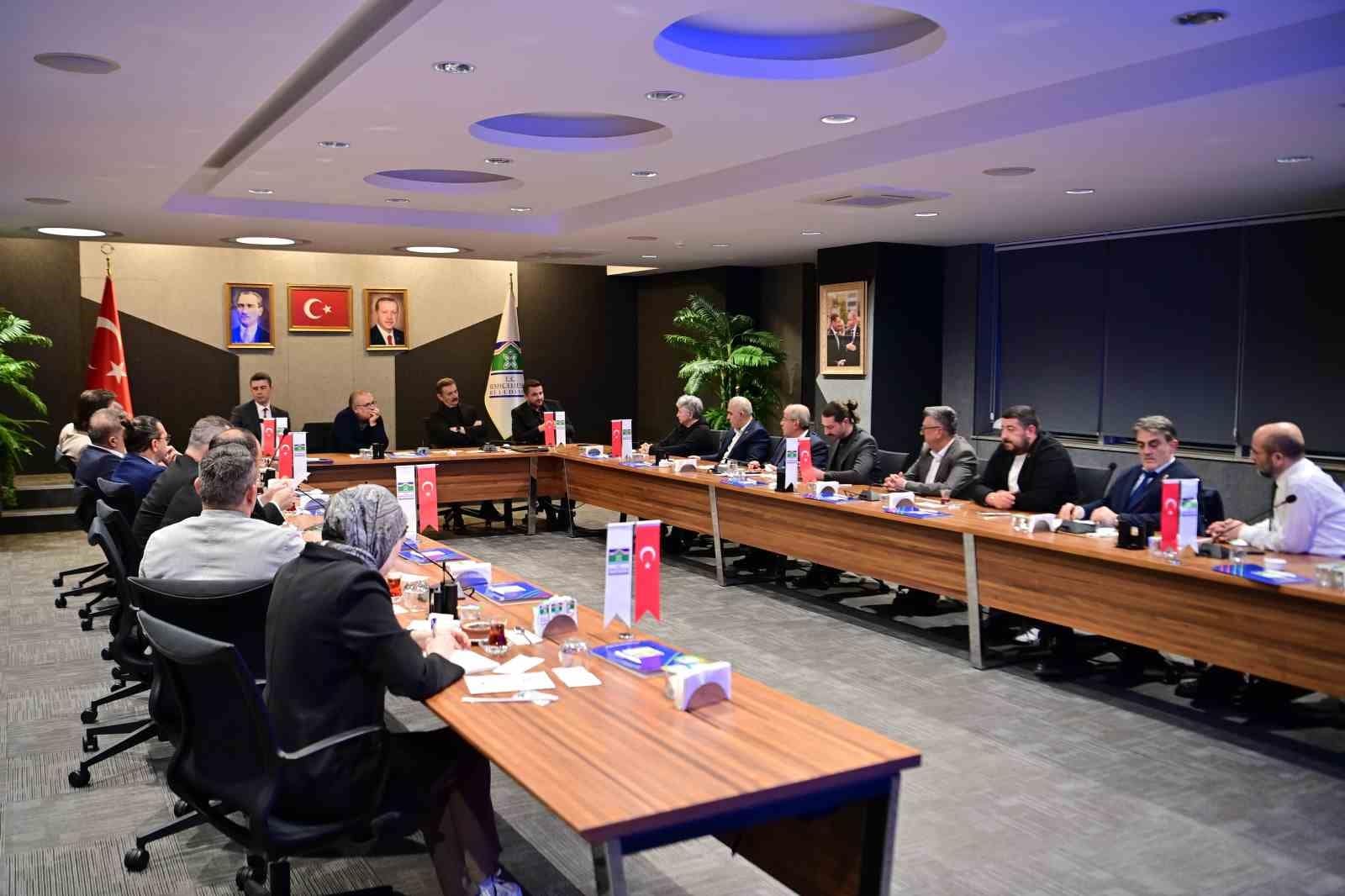 Başkan Bahadır, muhtarları ağırladı