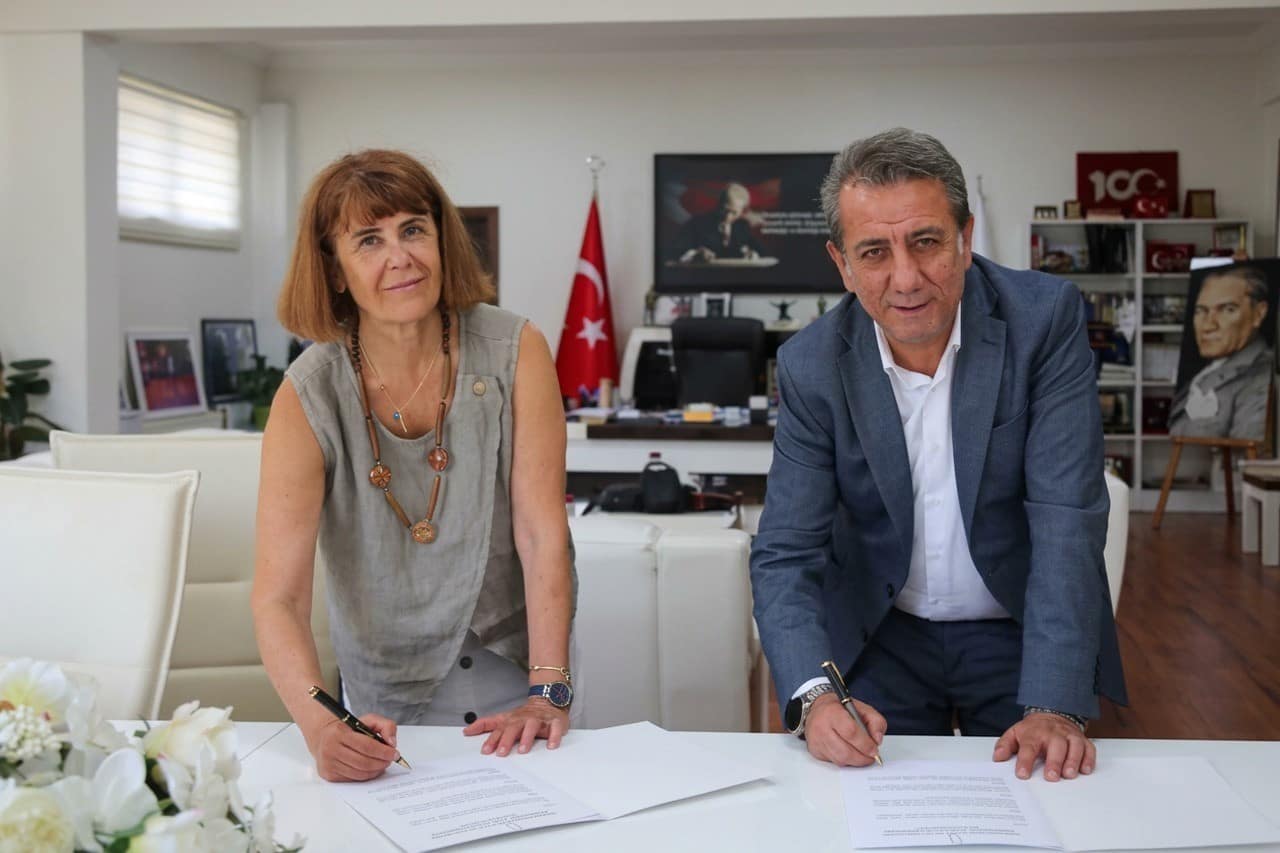 Başkan Yetişkin’den Efeler’e Atatürk Kültür Evi