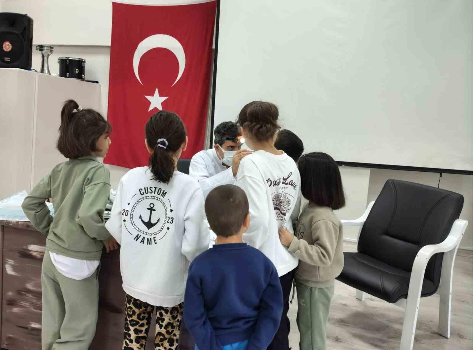Elazığ’da çocuk evleri sitesinde kalan çocuklara ağız ve diş sağlığı taraması