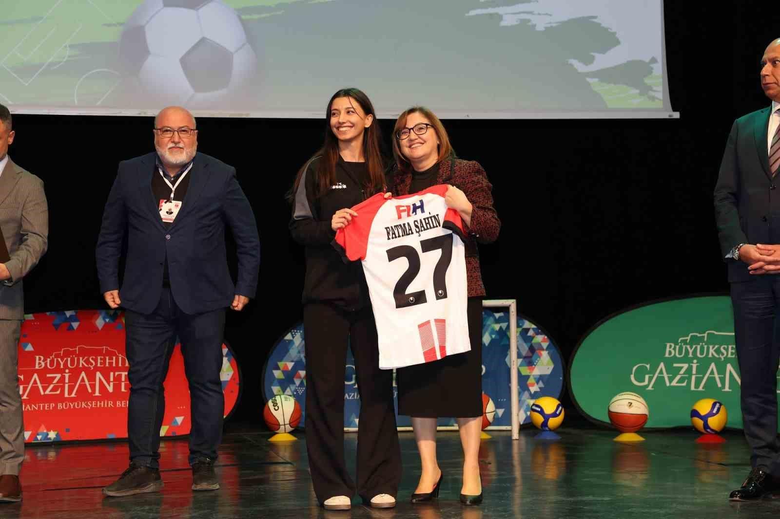 Gaziantep Büyükşehir’den amatör spora bu yıl da 14 milyon TL’lik dev destek