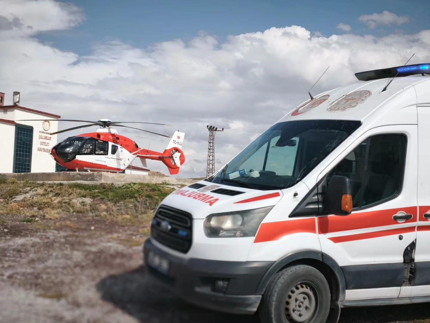 21 günlük bebek helikopter ambulansla Van’a sevk edildi