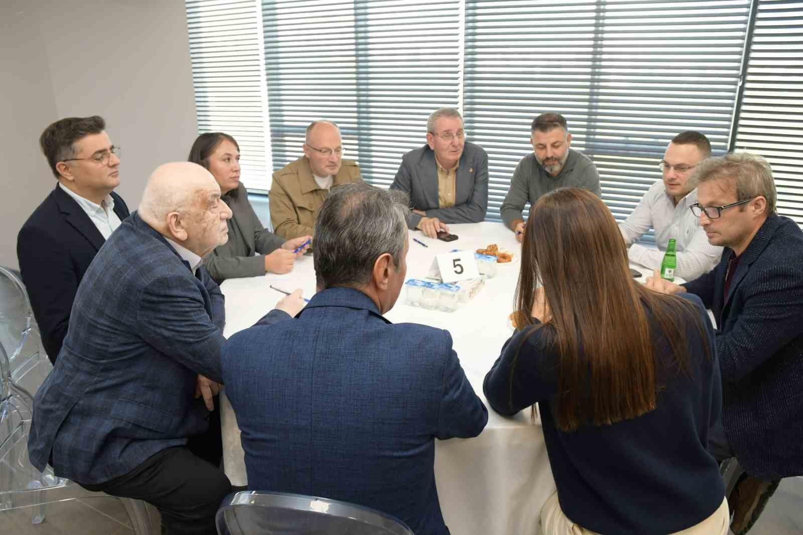 Murzioğlu: "Meslek komitelerimiz, sektörlerin sesi"