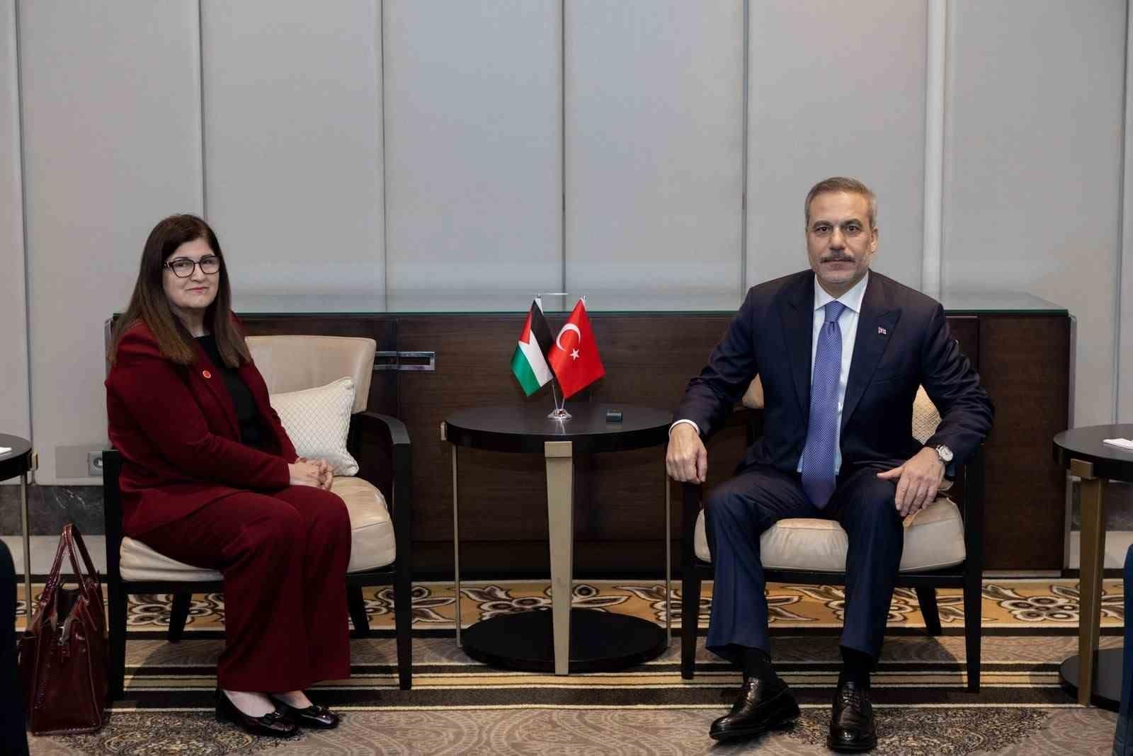 Dışişleri Bakanı Hakan Fidan, Filistinli mevkidaşı Şahin ile İstanbul’da görüştü