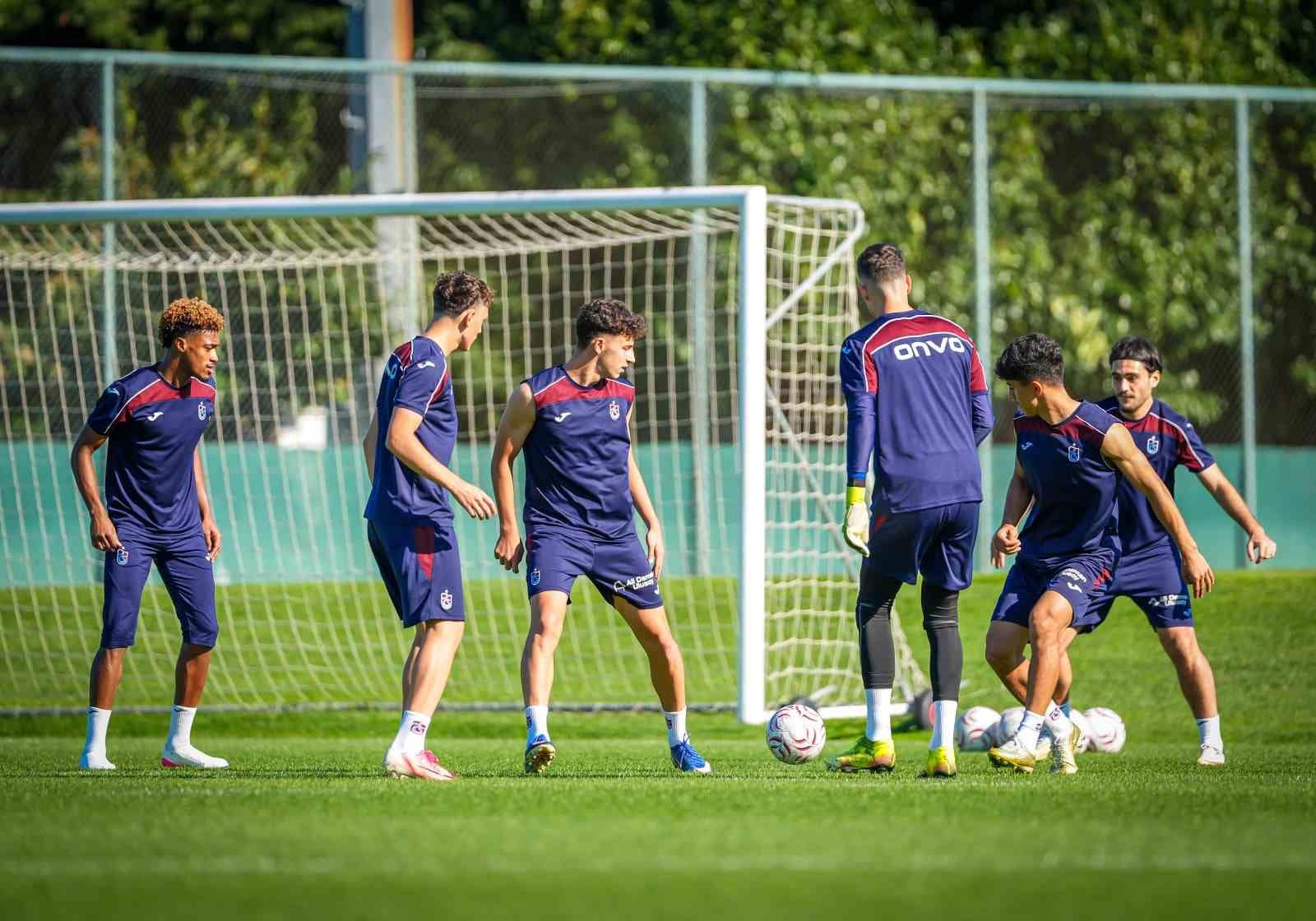 Trabzonspor, Çaykur Rizespor maçı hazırlıklarına başladı