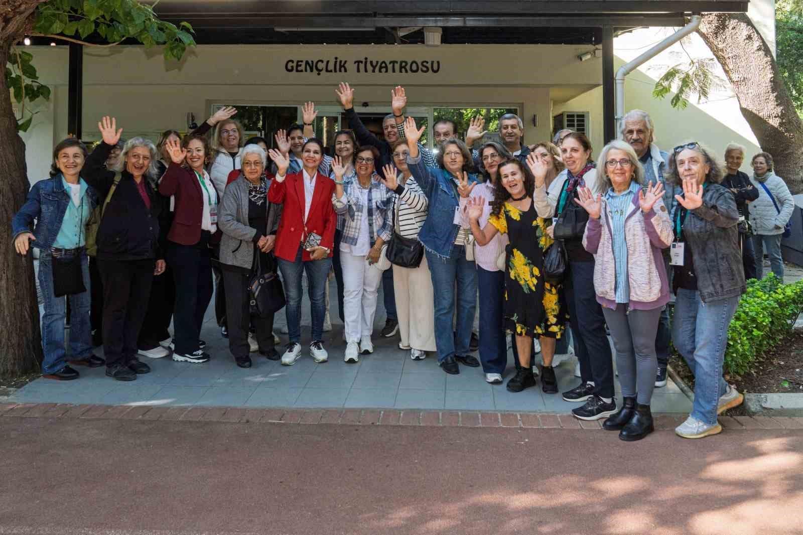 3’üncü Yaş Üniversitesi’nde ders zili çaldı